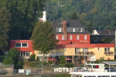 Hotel Zur Muehle Blick vom Rhein.jpg